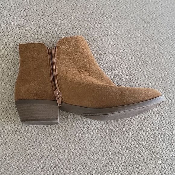 Kensie Brown Suede Short Ankle Bootie Boots - Size 8 - Picture 6 of 11
